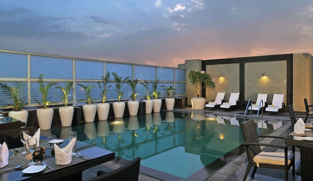 Country Inn & Suites by Radisson, Gurugram Sector 12
