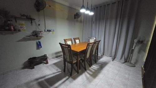 Cozy 3BR Fully Aircond At Tmn Guru Jaya, Kangar