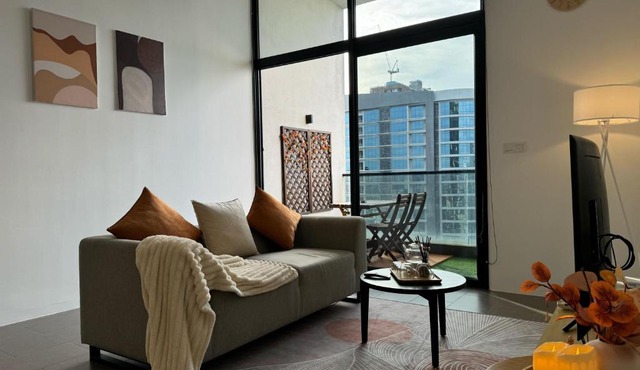 Cozy Fall Suite at EST Bangsar With Garden Scenery