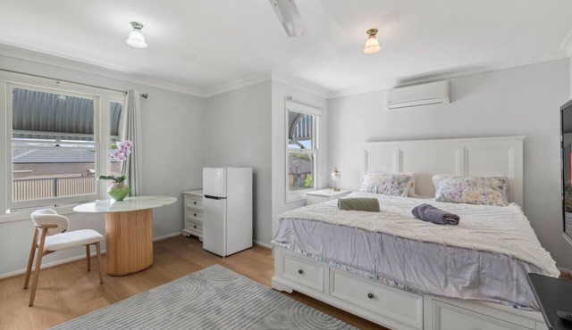 Cozy Master Room | Shared Unit Parking