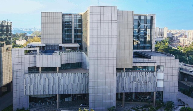 Crowne Plaza Dhaka Airport by IHG