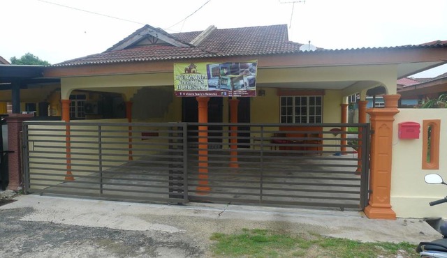 D'elzarra Home