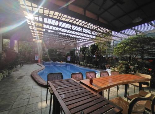 D'Laman Tok Sira 30Pax 5R3B with Olympic size private pool