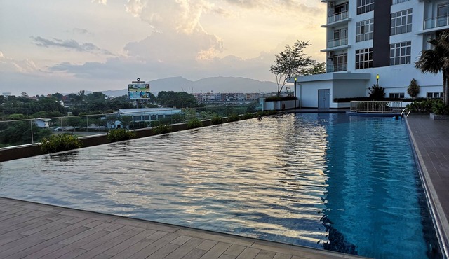 D'Putra Suites & Homestay @ Near Senai Airport/Johor Premium Outlet/AEON Mall