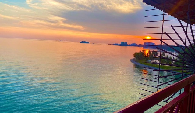 D' Sea View Apartment