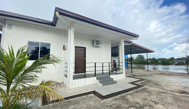 D’Surati River View Homestay