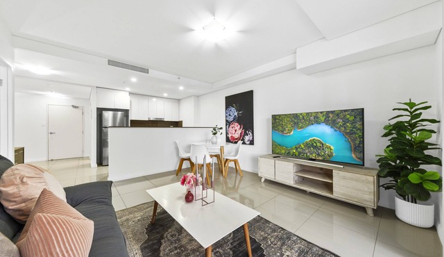 Delightful 3-bedroom apartment with AC in Mascot