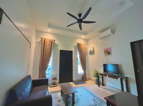 Delima Guesthouse 2 bedroom,1 toilet