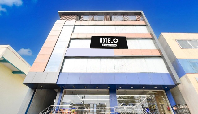 DeluxeSHREE SRINIVASA HOTEL