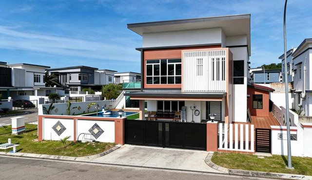 Desaru Corner Villa