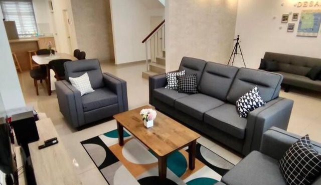 Desaru Homestay-Eva Seroja BBQ,WIFI,12 PAX 73S8