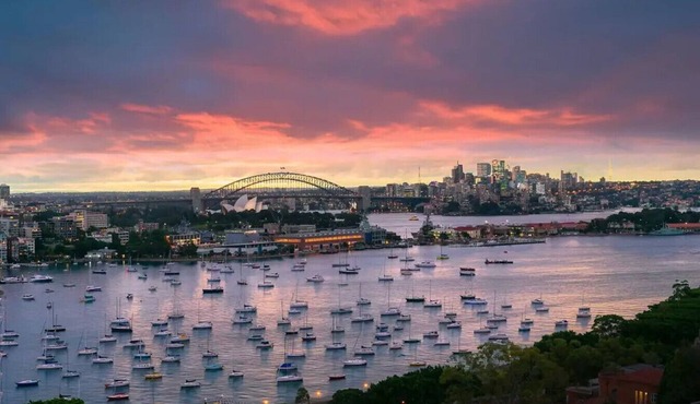 Designer Apartment on Sydney Harbour by Cobbold & Co in Darling Point
