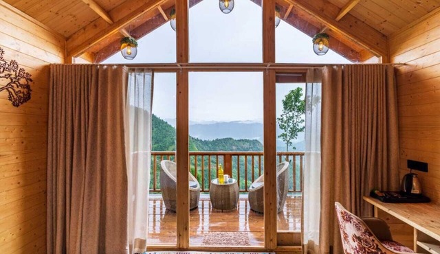 Devan Wood Resort