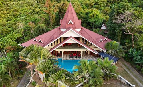 Diamond View Villa - Infinity Pool & Sunset Views