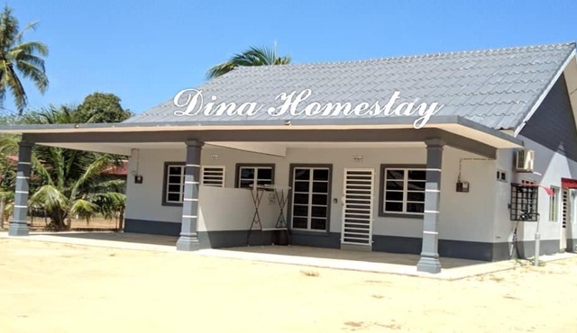 Dina Homestay B