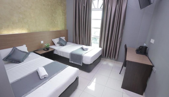 DJ Citi Point Hotel