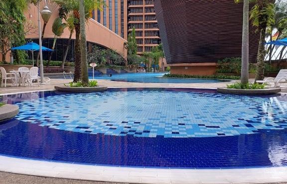 DOUBLE DELUXE APARTMENT AT BERJAYA TIMES SQUARE kL