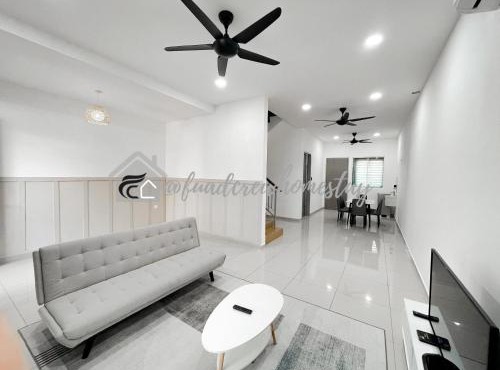 Double Storey 4-Bedroom Home 12 pax Jitra