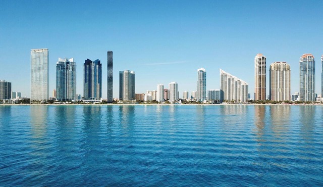 DoubleTree Resort & Spa by Hilton Ocean Point-N. Miami Beach in Sunny Isles Beach