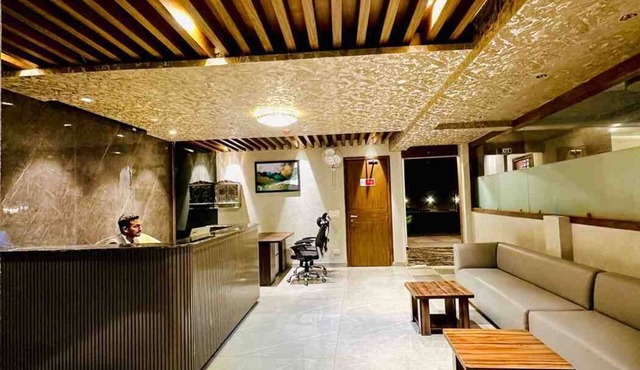 DREAMZ INN & SUITE