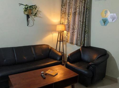Dwarka Inn 2Bhk