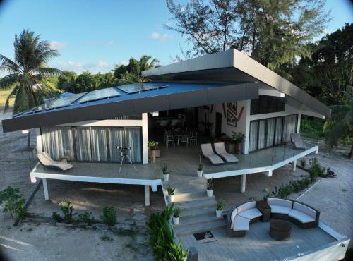 Eagle Bay Retreat Borneo Beach Villas Beach Front