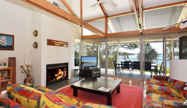 Edgewater Escape at Morisset Memories Lake Macquarie