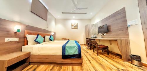 Elegance Suites Hotel, Gomti Nagar