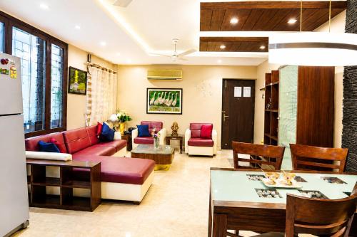 Elegant 3BR Apt in Mohali By Especial Rentals