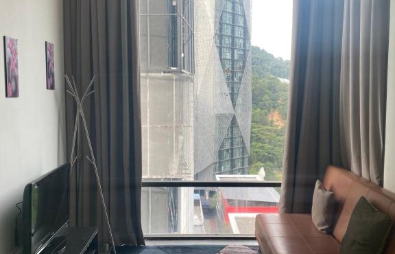 Elite Empire Damansara Studio, Netflix&Wifi