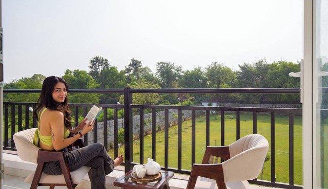 ELIVAAS 3 BHK Amber Villa With Pvt Pool