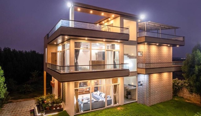 ELIVAAS Echoes by the Aravali 5BHK villa