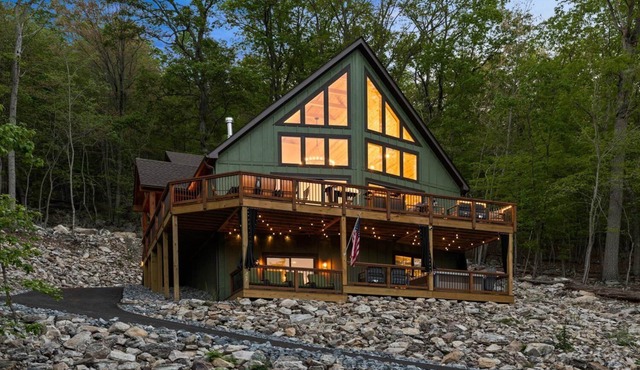 Emerald Escape - Managed by Gr8Escapes in Massanutten