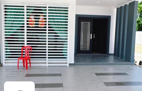 Emerald villa homestay