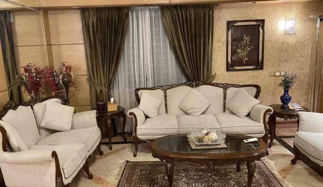 Entire 3 bedroom apartment with 3 parking in Dhaka