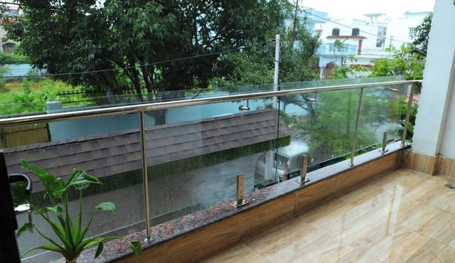 Excellent Property With Exellent Amenities You Would Love To Live In
