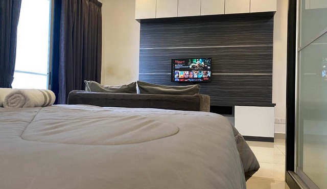 Exclusive Studio in Cyberjaya {Pool View}