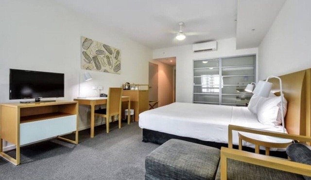 Executive Studio Darwin CBD (Water Views) in Darwin City