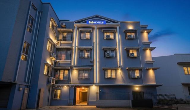 Fabhotel Binayak Inn