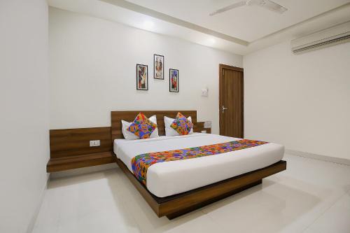 FabHotel Comfortable Stay