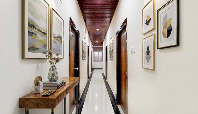 Fabhotel Golden City Inn