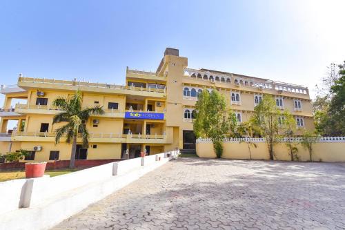 FabHotel Kanchangarh Resort Nr Monsoon Palace
