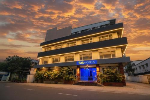 FabHotel Keerthi's Anupama - Nr Indira Gandhi Stadium