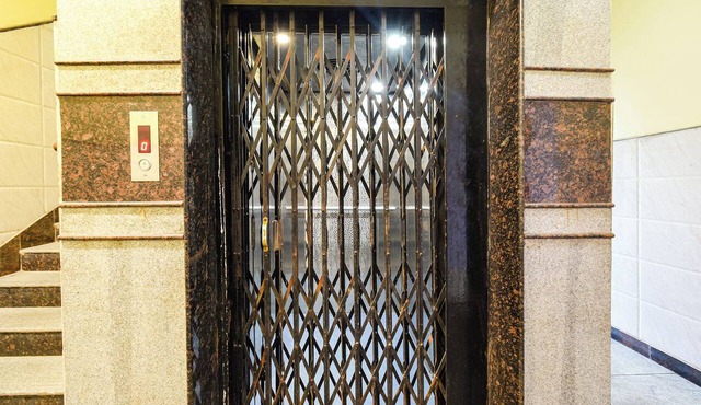 Fabhotel Nakshatra Grand