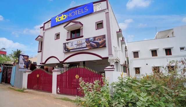 Fabhotel Nimalan Residency