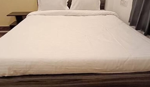 Fabhotel Ocean Bird