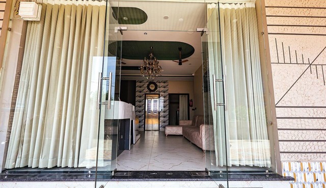 Fabhotel Prime Shyam Emprial