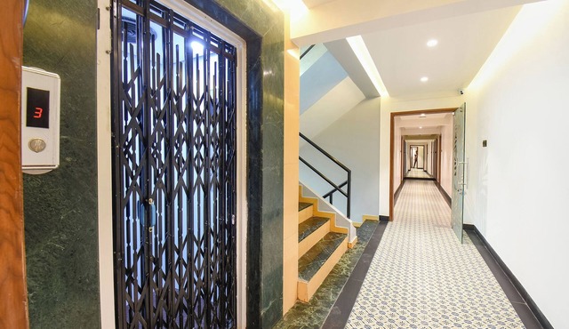 Fabhotel Shourya Regency