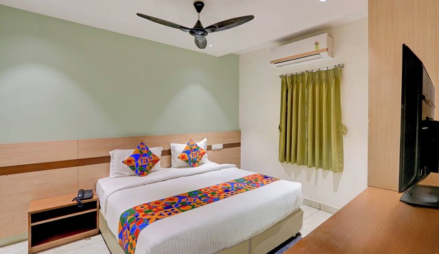 Fabhotel Silver Cloud