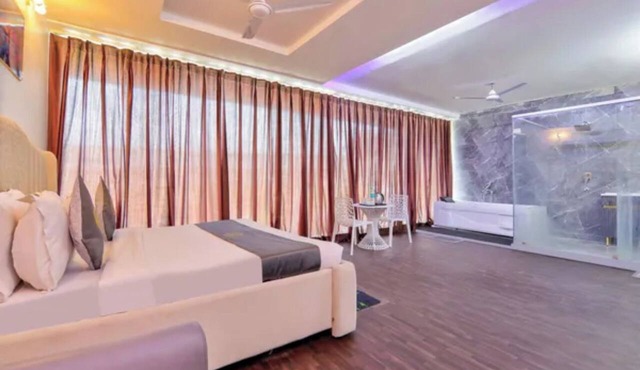 Fabhotel Swastik